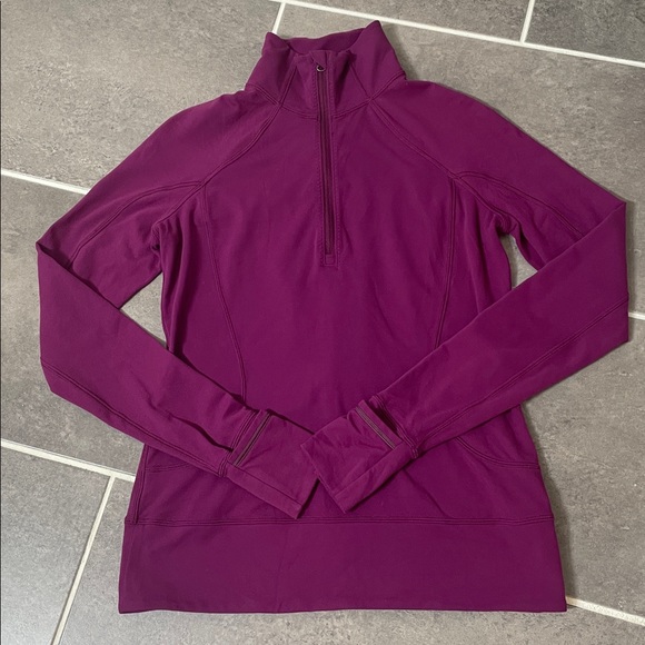 Lululemon Rush Hour 1/2 Zip size 6
Chilled Grape - Picture 1 of 7